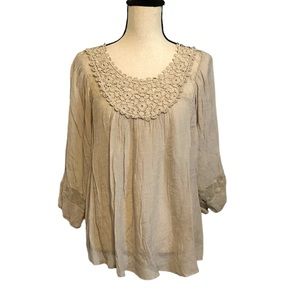 New Directions beige flowy top